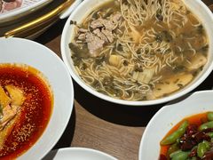 片儿川-新白鹿餐厅(滨江银泰店)
