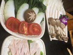 -潘小辣鲜肉老火锅