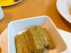 -渝信川菜 · 川味家常菜(财富购物中心店)