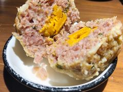 咸蛋黄狮子头-十面春风·江南面馆(崇宁路店)