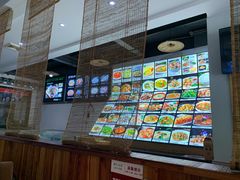 -魏铭鱼头捞饭(晋阳路店)