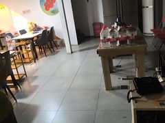 -毛辣果·贵州红酸汤牛肉火锅(西单店)