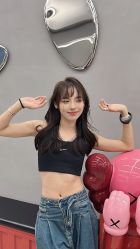 -侨治发型