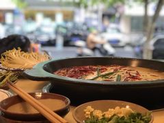-黄潇洒老火锅(九眼桥宏济巷店)