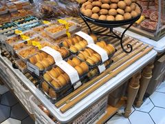 -昆明冠生园·蛋糕·面包(朗悦湾店)