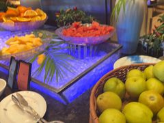 -亚龙湾希尔顿自助餐厅·海鲜·烧烤·沙滩BBQ·现场乐队
