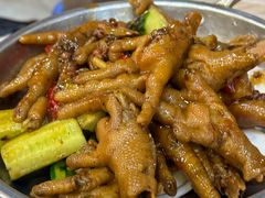 姜辣凤爪-江城燕子大排档(江汉路步行街店)