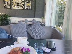 -两岸咖啡(平湖店)