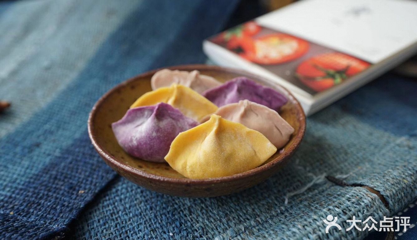 东北的乳酸白菜酸菜味道特别爽口，加点大豆蛋白