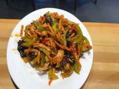 鱼香肉丝-香满园春饼·家常菜(东大桥店)