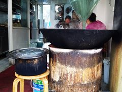 -云南大锅豆浆店