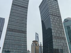 -陆家嘴空中步行连廊