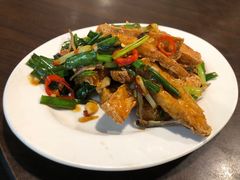爆香臭豆腐-金喝呷熱炒