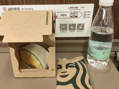 -星巴克(上海虹桥站2A检票口)