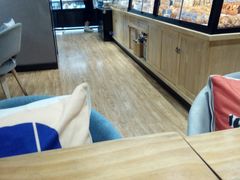 -赫斯提亚面包&咖啡店