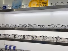 -视野联行眼镜·蔡司·尼康战略合作店(城西银泰店)