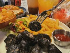 -mordew加州日记西餐&小酒馆(新天地店)