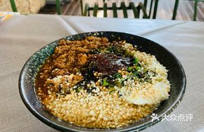 Tofu Skin Noodles (Meat)