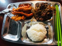 小鸡炖蘑菇-北京大学-燕南食堂