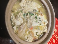 -魏铭鱼头捞饭(晋阳路店)