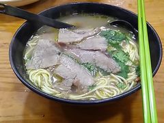 -志权牛肉面(灵山路店)