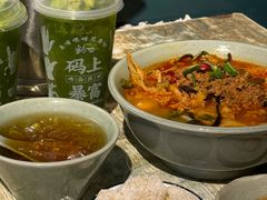 -粉家柳州螺蛳粉(杨宅路店)