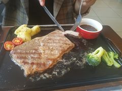牛排-必胜客(阿诗玛店)