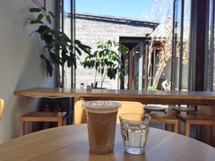靠窗位-VOYAGE COFFEE(杨梅竹店)