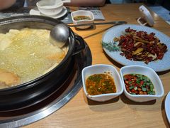 -一朵菌·野生菌探索家火锅(南亚店)