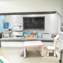 -唯儿诺儿童医院·儿科·眼科·口腔(海岸城店)