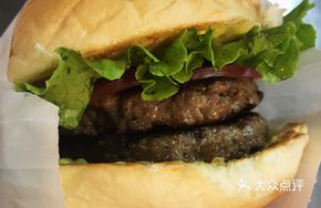 Single-Layer Signature Beef Burger