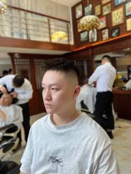 -尼特斯男士发型馆