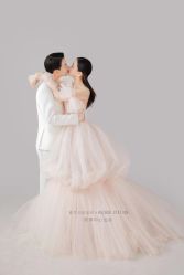 -苏菲亚婚纱摄影