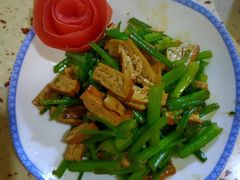 -优护佳医护级月嫂(和睦家浦西店)