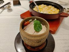 蟹粉豆腐煲-上海和平饭店龙凤厅 Dragon Phoenix