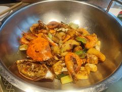 -七欣天香辣蟹火锅(上海银亿滨江店)