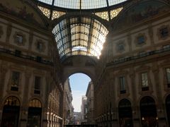 -文艺复兴百货(米兰大教堂广场店)