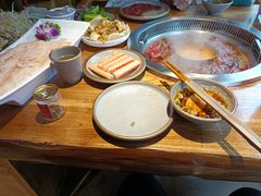 -城墙拐拐火锅(三峡广场黑金冠店)