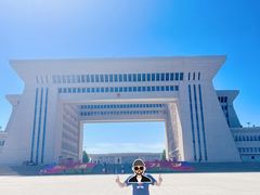 -霍尔果斯国门景区