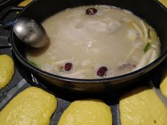 -三人行骨头王火锅(长寿店)