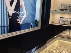 -亨得利钟表商店