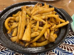 -清真·玛丽亚新疆菜主题餐厅(浙江中路店)
