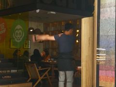 门面-奇醜的猴子咖啡(财信广场店)
