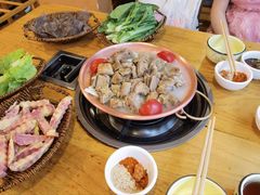 -阿婆情腊排骨火锅(忠义店)