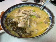 -明呈黄鱼面馆(斜土路店)