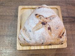 招牌三角芝士面包-Juicy Bakery(大学路店)