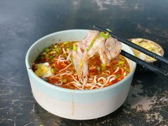 -臻老板牛肉面(光华路SOHO店)
