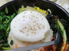 -拌来拌去石鍋拌飯(文鼎店)