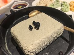 -德天肥牛海鲜火锅(城西银泰店)