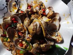 -阿浪海鲜连锁加工店(B栋2排1号火车头店)
